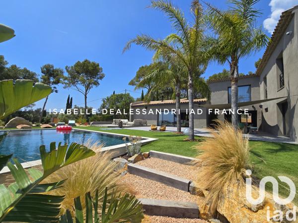 Maison à vendre 10 pièces 340 m² Sanary-sur-Mer