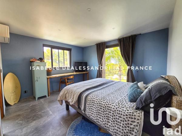 Maison à vendre 10 pièces 340 m² Sanary-sur-Mer