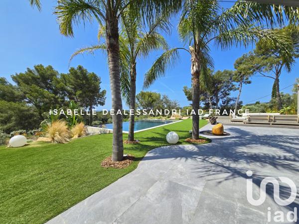 Maison à vendre 10 pièces 340 m² Sanary-sur-Mer