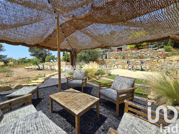 Maison à vendre 10 pièces 340 m² Sanary-sur-Mer