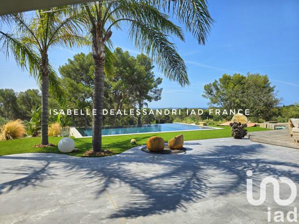 Maison à vendre 10 pièces 340 m² Sanary-sur-Mer