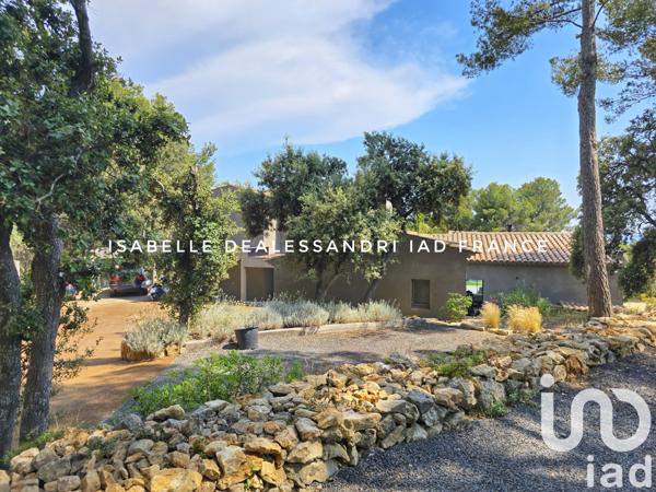 Maison à vendre 10 pièces 340 m² Sanary-sur-Mer