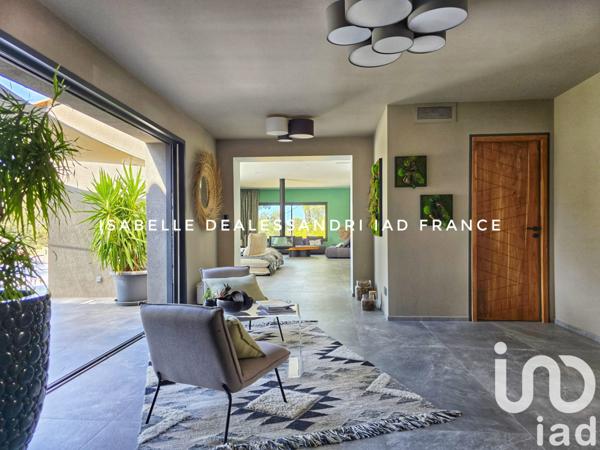 Maison à vendre 10 pièces 340 m² Sanary-sur-Mer