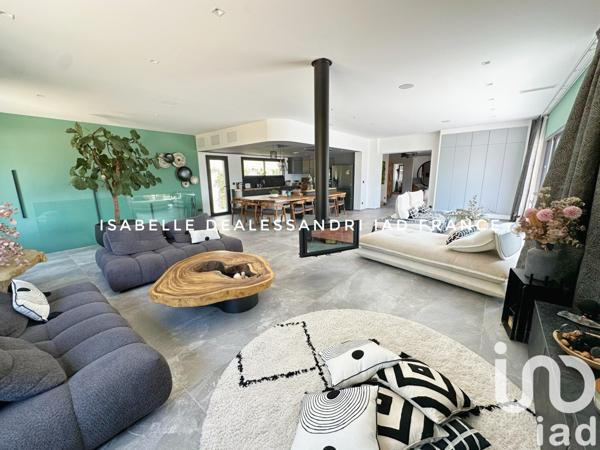 Maison à vendre 10 pièces 340 m² Sanary-sur-Mer