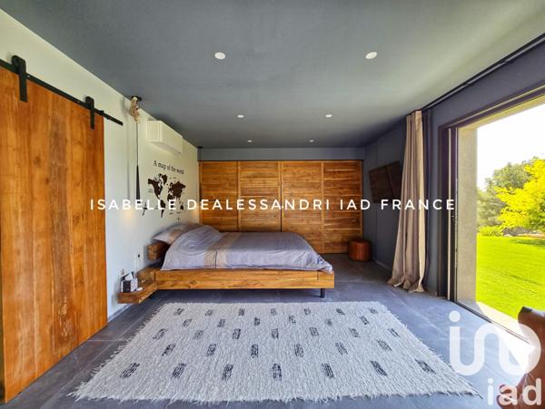 Maison à vendre 10 pièces 340 m² Sanary-sur-Mer