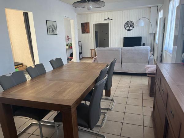 Maison familiale à vendre – Centre-ville