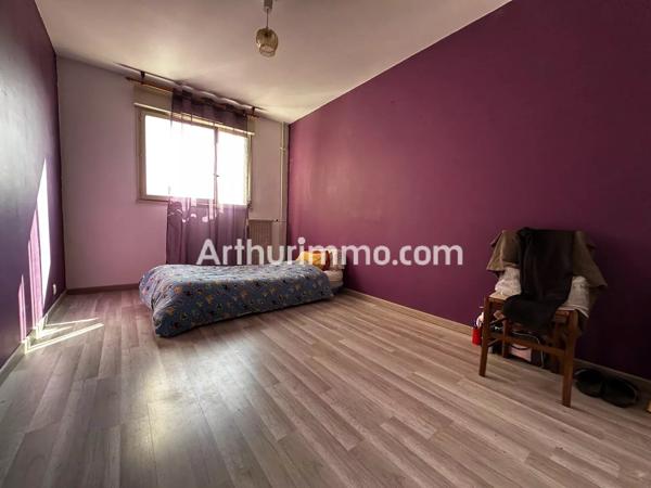 Vente                                                      Appartement
                        
                     4 pièces                      98 m2                     à Le Havre