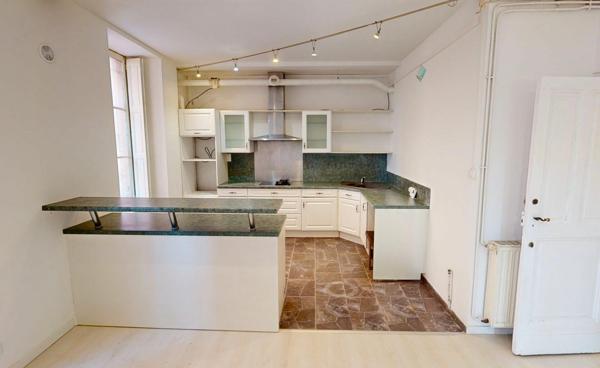 Appartement à louer    3 pièces • 100,98 m2 Toulouse