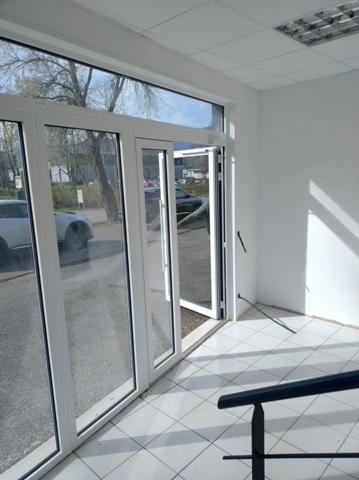 Dpt Savoie (73), à louer VOGLANS Bureau 185 m²