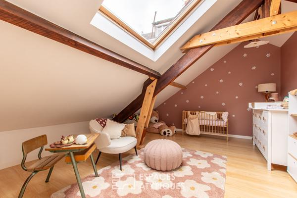 Loft Triplex XXL avec Cour Paysagée et Stationnement