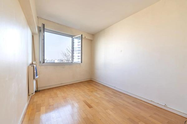 Appartement à vendre 2 pièces vue dégagée PARIS 18EME ARRONDISSEMENT (75)