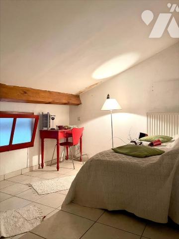 MAISON DE VILLAGE AVEC TERRASSE