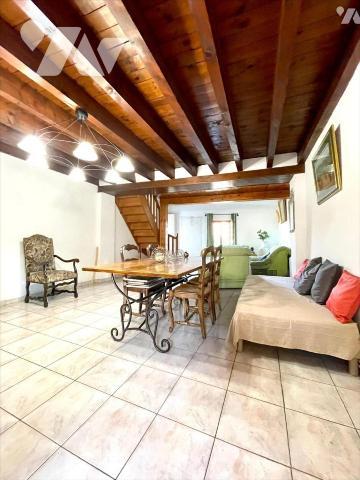 MAISON DE VILLAGE AVEC TERRASSE