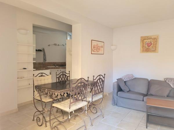 Venelles (13770) APPARTEMENT T2 VIEUX VILLAGE