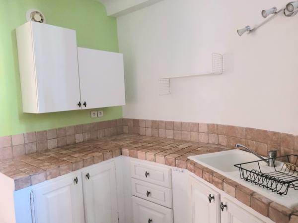 Venelles (13770) APPARTEMENT T2 VIEUX VILLAGE