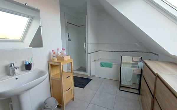 Maison à louer    4 pièces •  Hazebrouck