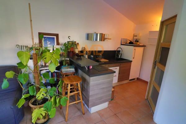 Saint Maximin: Maison T4 127m2 terrain 1011m2