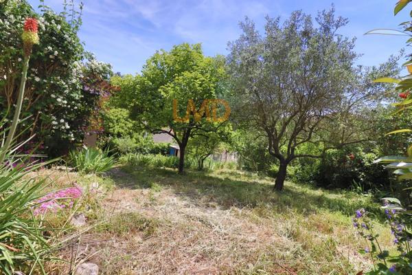 Saint Maximin: Maison T4 127m2 terrain 1011m2