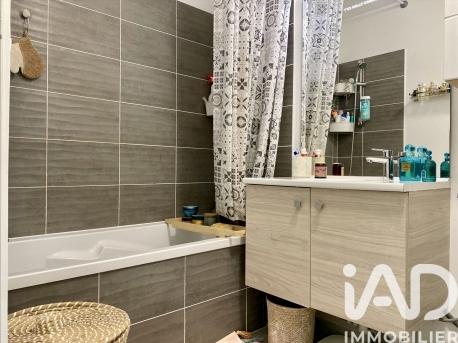 Appartement à vendre 3 pièces 63 m² Gignac-la-Nerthe