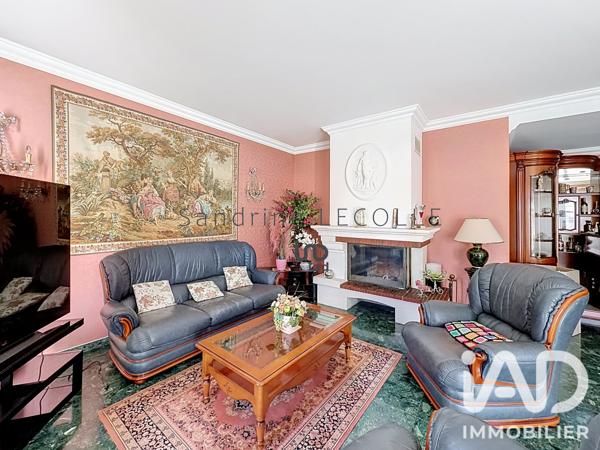 Maison à vendre 8 pièces 244,72 m² La Queue-en-Brie