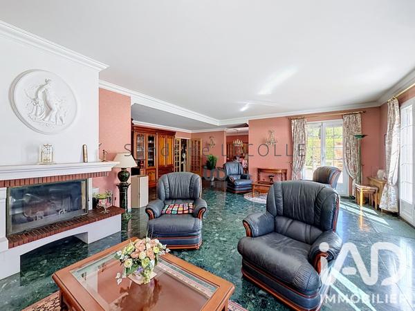 Maison à vendre 8 pièces 244,72 m² La Queue-en-Brie