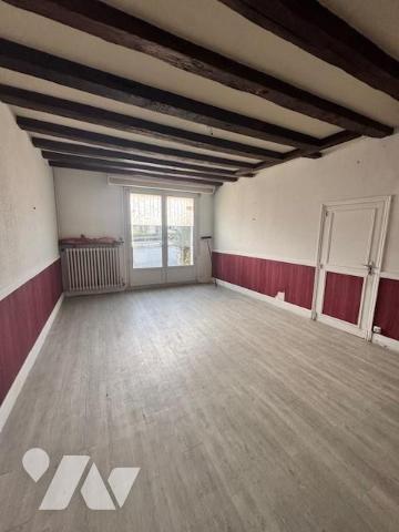 Immeuble à usage mixte - AZE