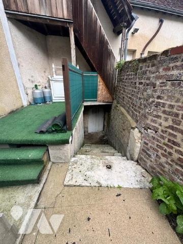 Immeuble à usage mixte - AZE