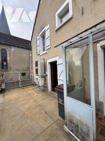 Immeuble à usage mixte - AZE