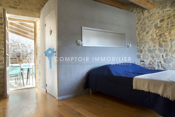 Mas 12 pièce(s) 10 chambre(s) 280 m²