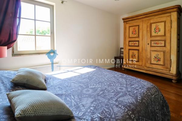 Mas 12 pièce(s) 10 chambre(s) 280 m²