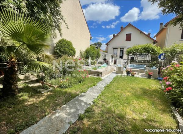 MAISON INDIVIDUELLE EN SOUBASSEMENT MEULIERE SUR UN TERRAIN DE 677M²