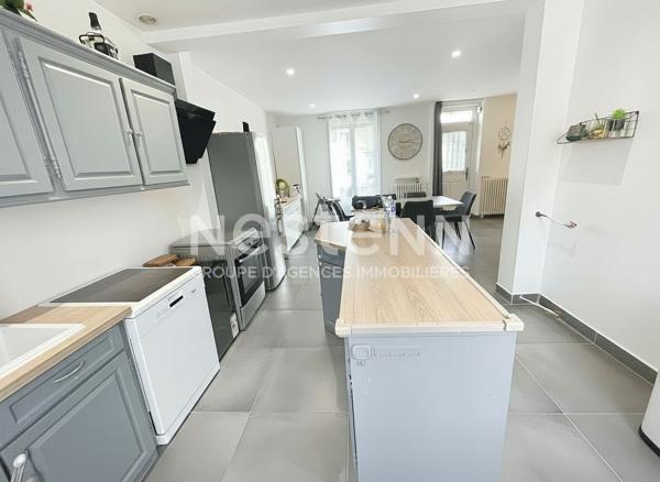 MAISON INDIVIDUELLE EN SOUBASSEMENT MEULIERE SUR UN TERRAIN DE 677M²