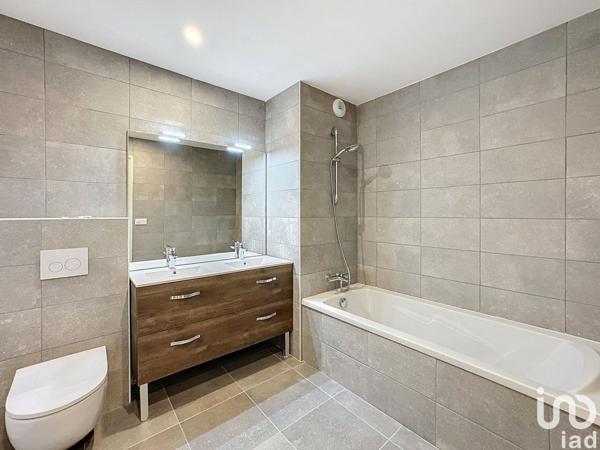 Appartement 5 pièces de 109 m² à Mont-Saint-Aignan (76130)