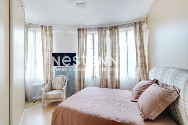 Exclusivité - Face à l'Hippodrome de Saint-Cloud - Comme une Maison - Terrasse - Cave - Parkings - Piscine