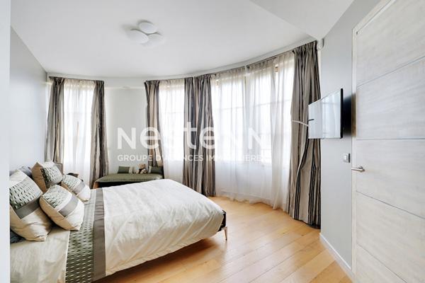 Exclusivité - Face à l'Hippodrome de Saint-Cloud - Comme une Maison - Terrasse - Cave - Parkings - Piscine