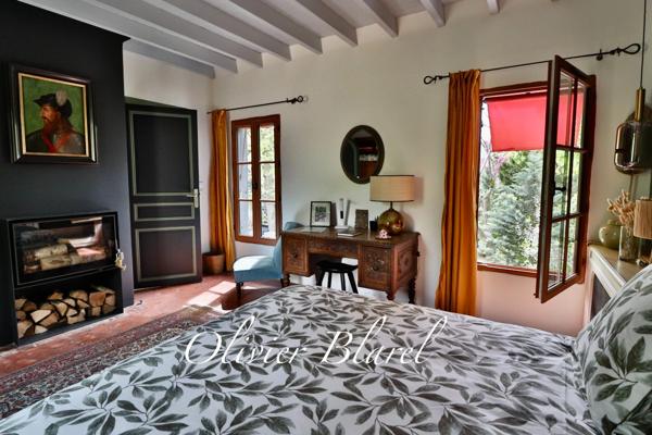 CROISSY SUR SEINE - Maison de caractère - 6 pièces -