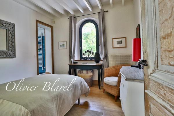 CROISSY SUR SEINE - Maison de caractère - 6 pièces -