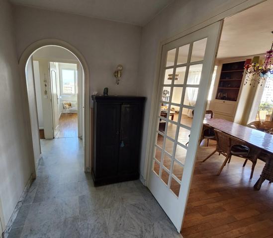 Appartement à vendre 4 pièces VILLEURBANNE (69 ) Limite Lyon 6