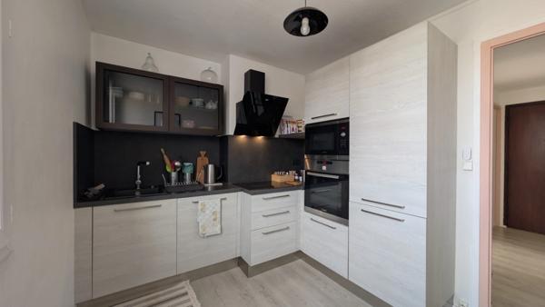 Appartement à vendre 4 pièces VILLEURBANNE (69 ) Limite Lyon 6