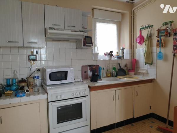 Maison en pierre avec dépendances