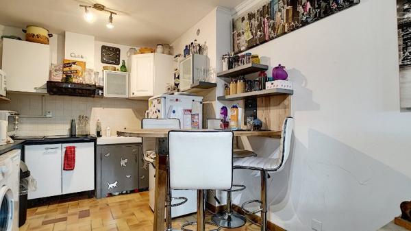 VIDAUBAN centre appartement 2 chambres - avec terrasse