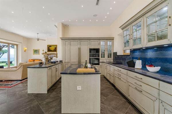 Vente Villa de luxe Grasse 10 Pièces 430 m²
