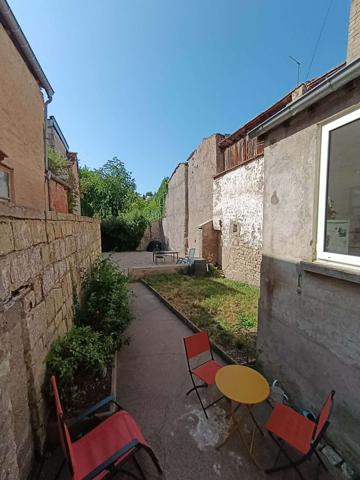 Maison rénovée 98 m² avec jardin à Bourbonne-les-Bains