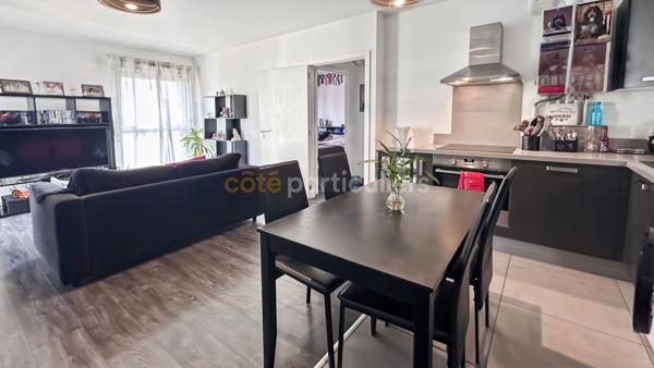 Vente
                Appartement42,31 m² - 2 Pièces -
                    BRIE COMTE ROBERT (77170)