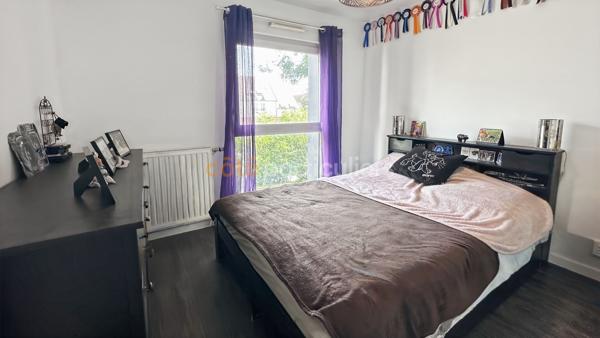 Vente
                Appartement42,31 m² - 2 Pièces -
                    BRIE COMTE ROBERT (77170)