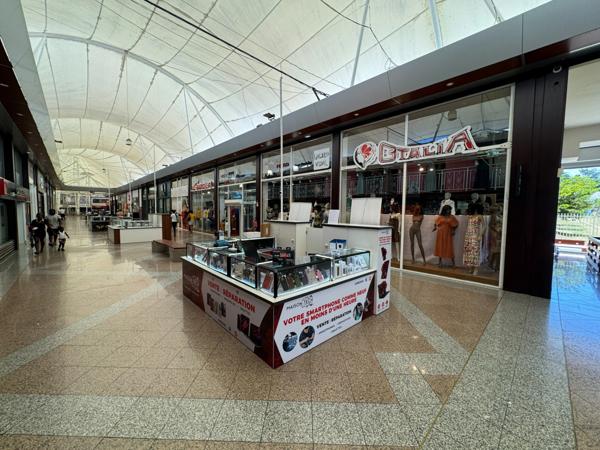 Rémire-Montjoly – Surface commerciale de prêt-à-porter OTALIA à céder, Centre commercial Montjoly 2