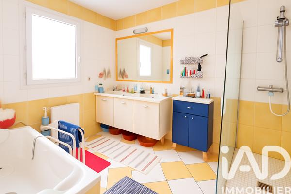 Maison à vendre 5 pièces 120 m² Champagne