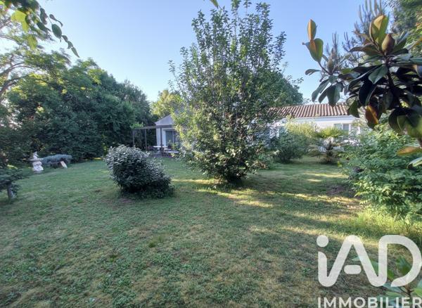 Maison à vendre 5 pièces 120 m² Champagne