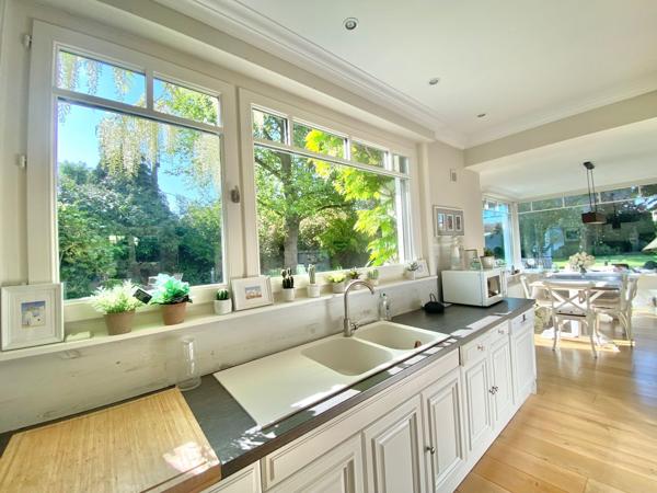 Vente Maison de luxe Croix 8 Pièces 230 m²