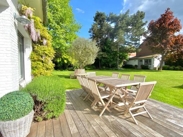 Vente Maison de luxe Croix 8 Pièces 230 m²